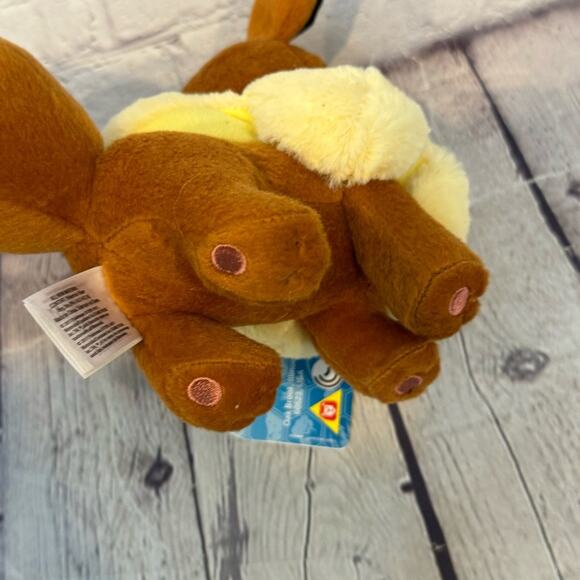 Pokémon Eevee Tomy Plush - Picture 5 of 5